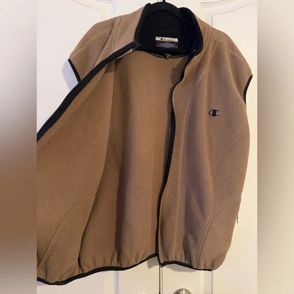 Vintage Men’s Champion Fleece Vest